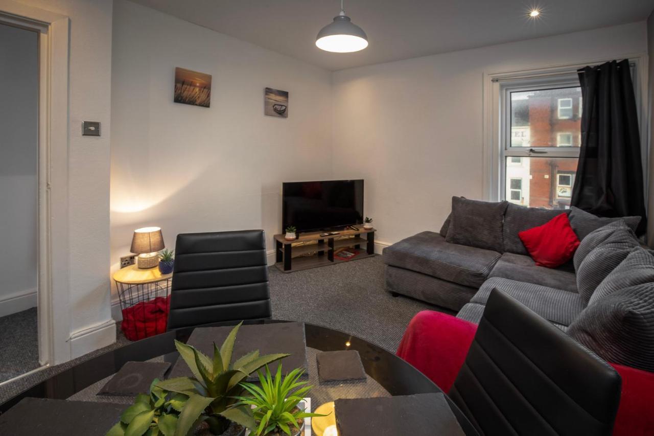 03 Springfield - Sleeps 4 Apartment แบล็คพูล ภายนอก รูปภาพ